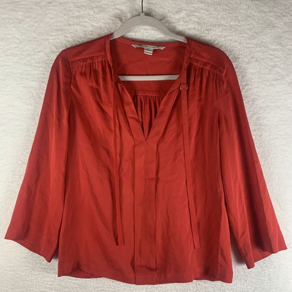 Diane von Furstenberg Silk Blouse‎ Womens 2 Red Tie Neck Long Sleeve 7647 - Picture 1 of 10